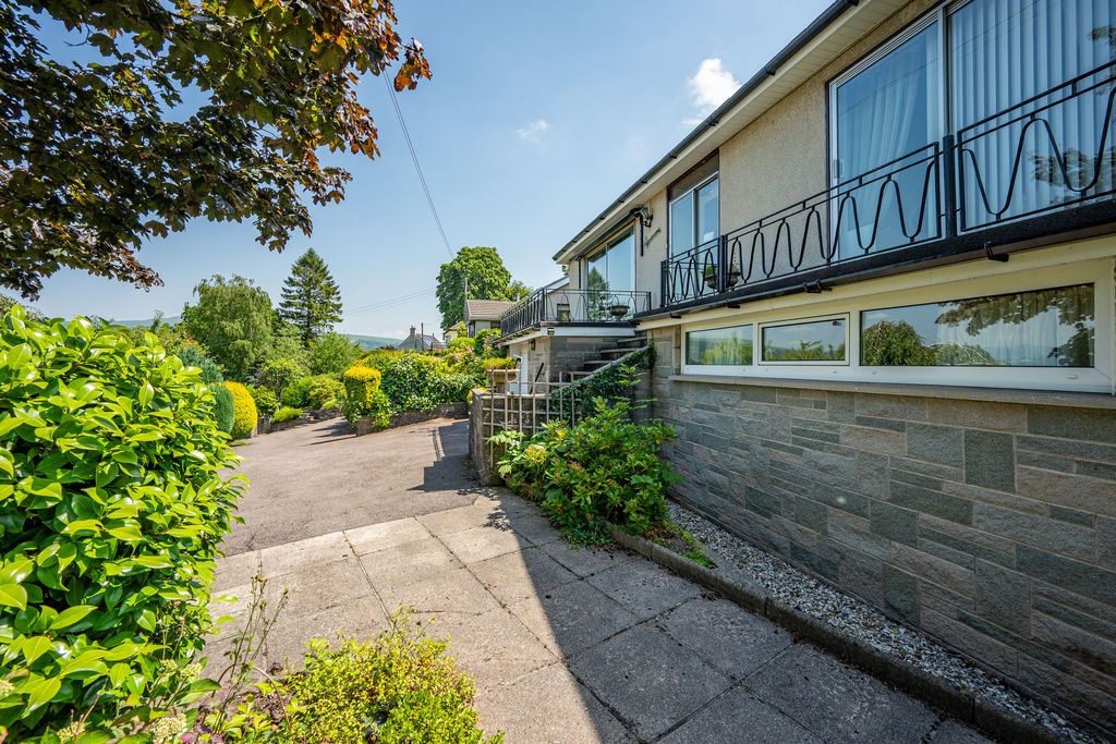 Front Elevation and Parking- click for photo gallery